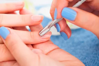 Express Semi-Permanent Manicure with Removal