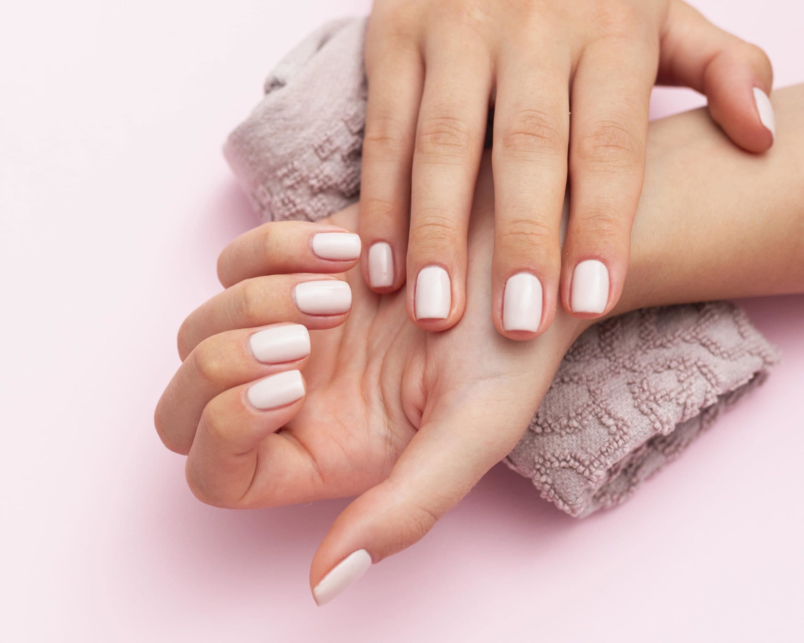 Manicura Express + Semipermanent Base Vitamina